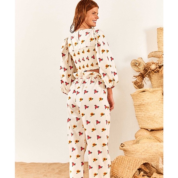 FARM rio crop top long sleeve white and floral tie in front top - Picture 3 of 3